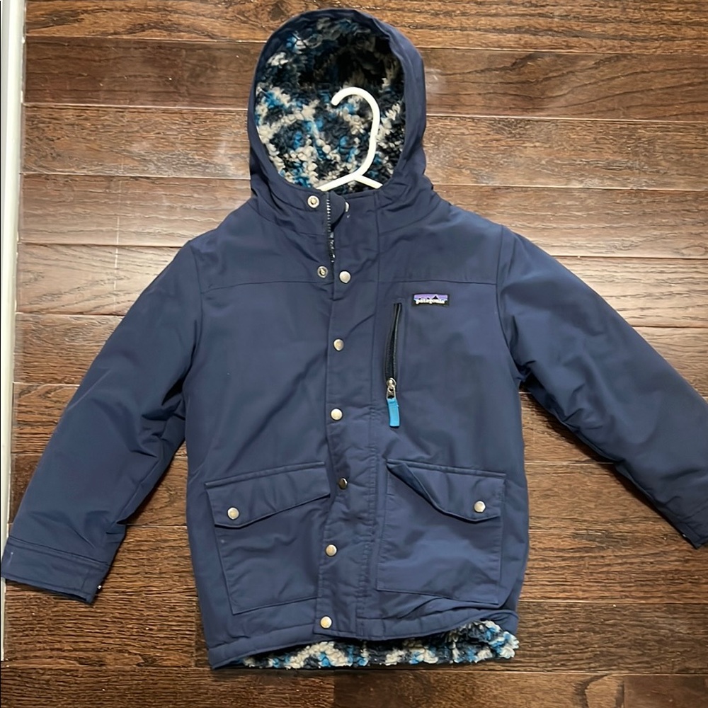 Patagonia Navy Hooded Jacket 7-8